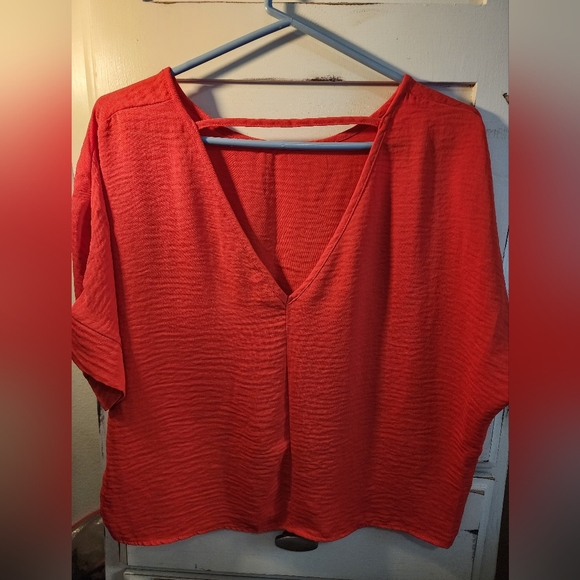 Red/Orange Top - Picture 2 of 9